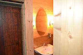 Waldhotel Doldenhorn
