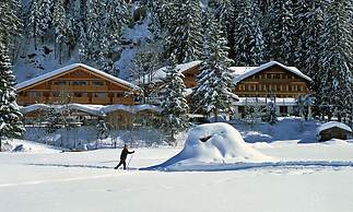 Waldhotel Doldenhorn