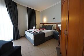Club Karakas Apart