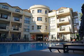 Club Karakas Apart