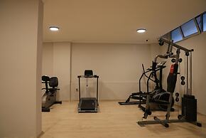 Club Karakas Apart