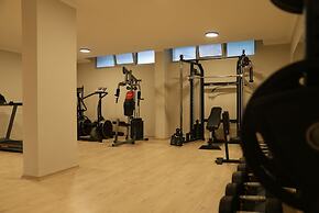 Club Karakas Apart