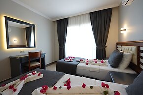 Club Karakas Apart