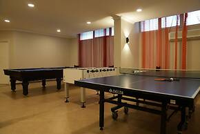 Club Karakas Apart