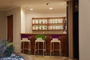 Club Karakas Apart