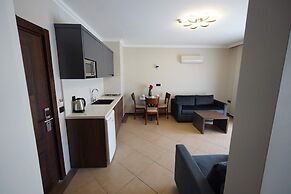 Club Karakas Apart
