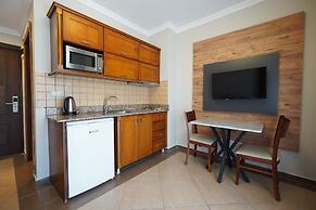 Club Karakas Apart