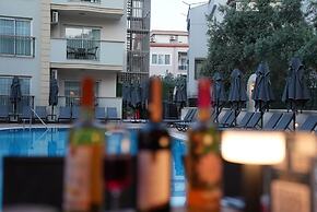 Club Karakas Apart