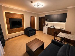 Club Karakas Apart