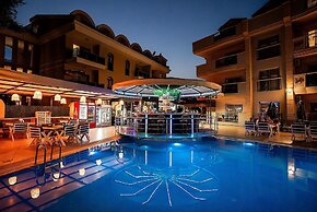 Club Karakas Apart