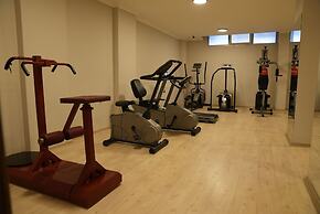 Club Karakas Apart