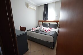 Club Karakas Apart