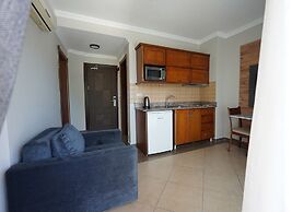 Club Karakas Apart