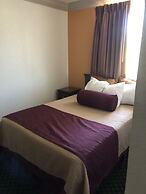 Cloverdale Wine Country Inn & Suites
