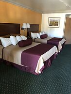 Cloverdale Wine Country Inn & Suites