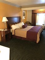 Cloverdale Wine Country Inn & Suites