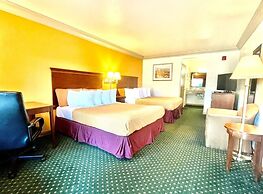 Cloverdale Wine Country Inn & Suites