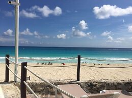 Cancun Plaza Condo
