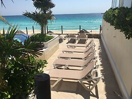 Cancun Plaza Condo