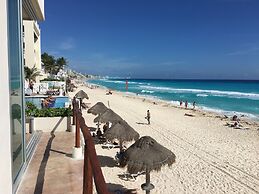 Cancun Plaza Condo
