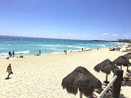 Cancun Plaza Condo