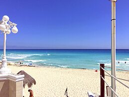 Cancun Plaza Condo