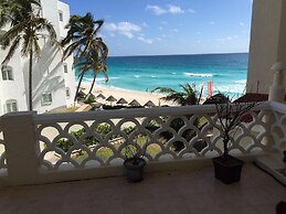 Cancun Plaza Condo