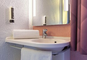 B&B HOTEL Châteauroux A20 L'Occitane
