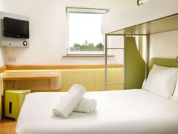 ibis budget Sheffield Arena