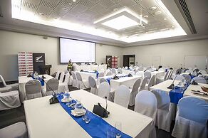 Taumeasina Island Resort