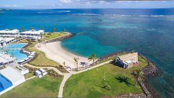 Taumeasina Island Resort