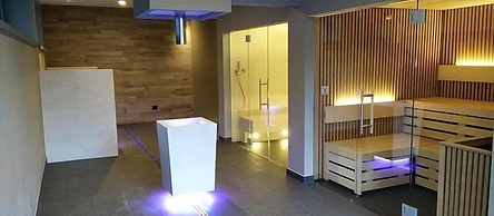 Link124 Hotel