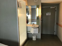 ibis budget Zurich Airport