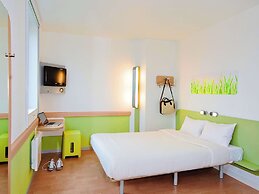 ibis budget Zurich Airport