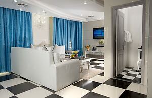 Bravo Royal Hotel Suite