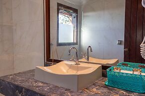 Royal Turquesa Boutique Hotel