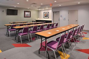 Hampton Inn & Suites Ames