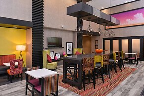 Hampton Inn & Suites Ames
