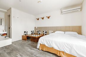 Kenting Fairyland & Farm Guest House