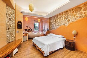 Kenting Fairyland & Farm Guest House