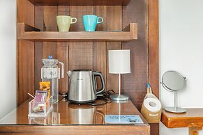 Kenting Fairyland & Farm Guest House