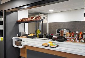 B&B HOTEL Marseille Parc Chanot