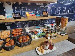 Premiere Classe Lyon Nord - Dardilly