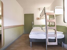 B&B HOTEL Rostock-Broderstorf