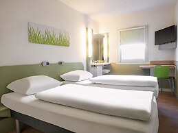 B&B HOTEL Rostock-Broderstorf