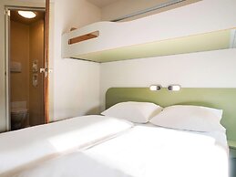 B&B HOTEL Rostock-Broderstorf