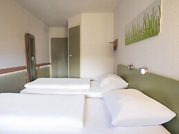 B&B HOTEL Rostock-Broderstorf