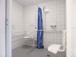 B&B HOTEL Rostock-Broderstorf