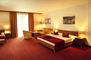 Hotel Singer
