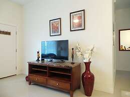 La Isla Condominiums by Cheap Getaway